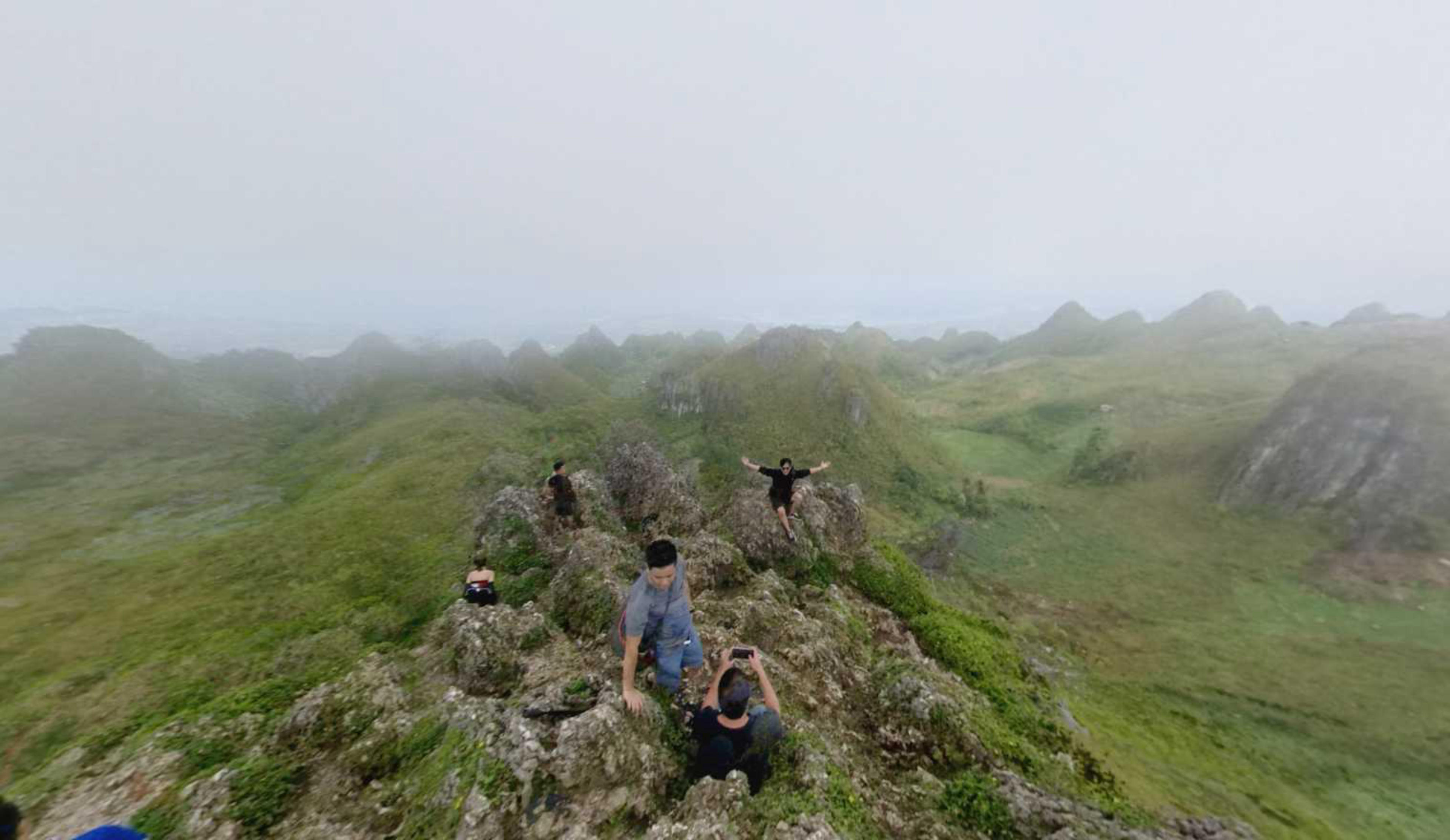 Osmeña Peak, Cebu, Philippines virtual tour preview
