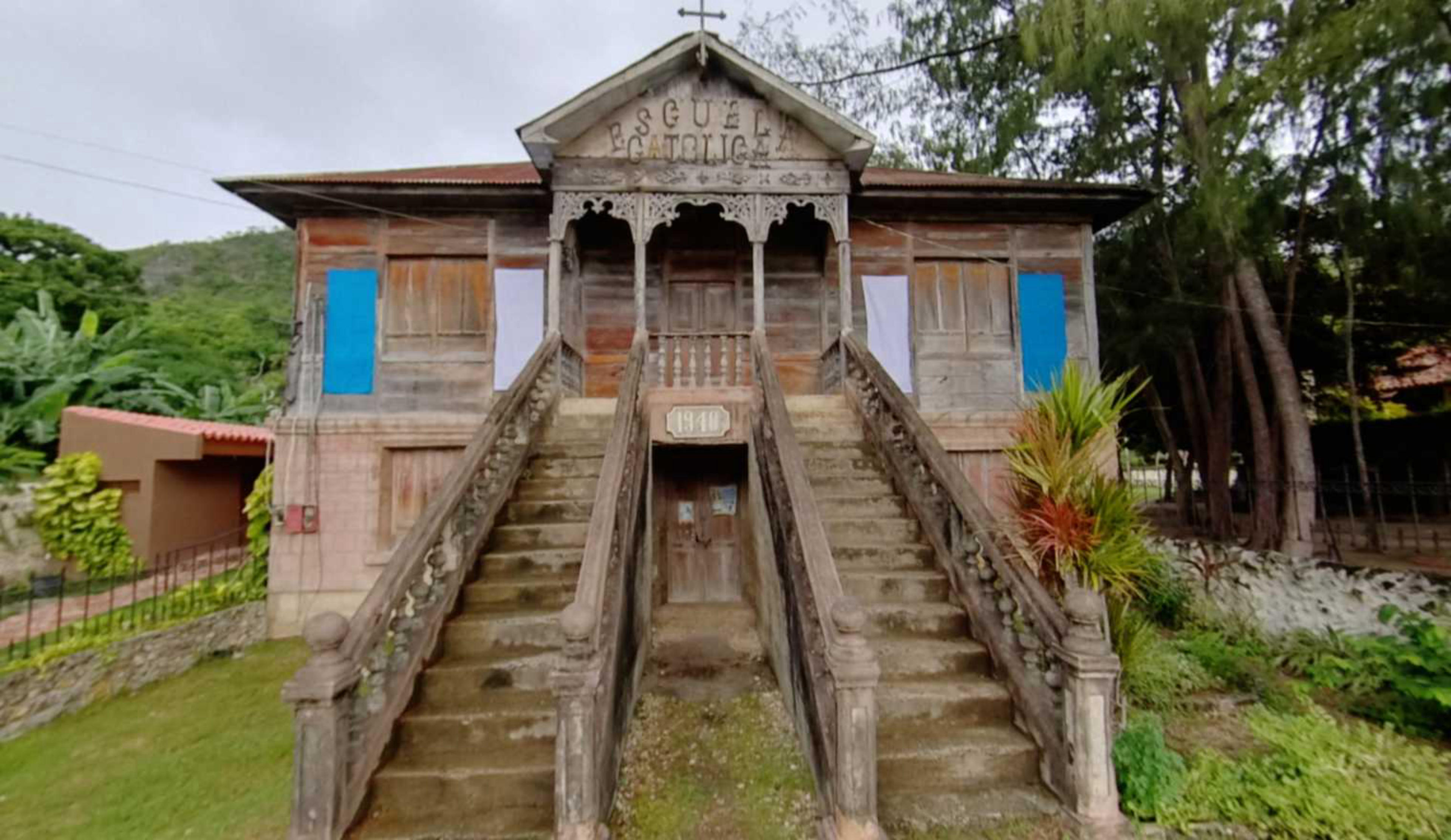 Escuela Catolica, Cebu, Philippines virtual tour preview